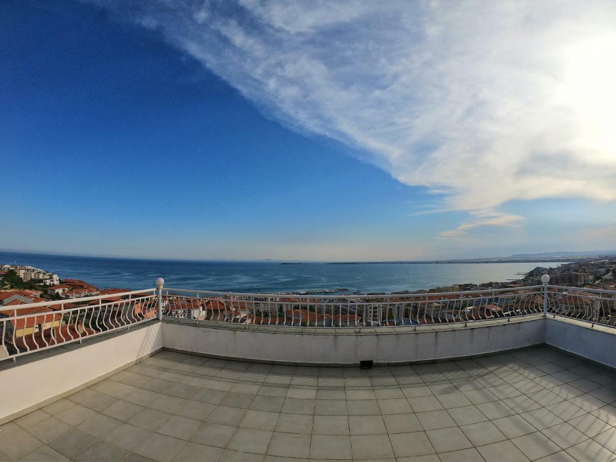 Apartment In St. Vlas With Terrace Sveti Vlas Buitenkant foto